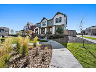 Photo #2: 5640559 Listing
