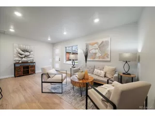 Photo #2: 5642119 Listing