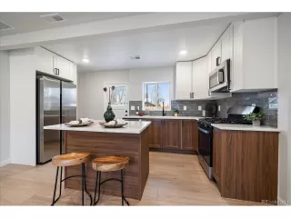 Photo #3: 5642119 Listing