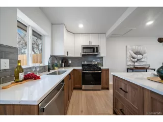 Photo #5: 5642119 Listing