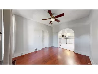 Photo #6: 5643184 Listing