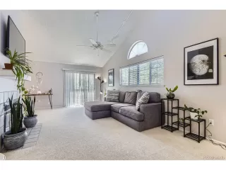 Photo #4: 5645221 Listing