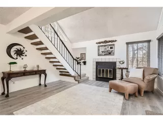 Photo #4: 5645880 Listing