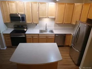 Photo #5: 5651091 Listing