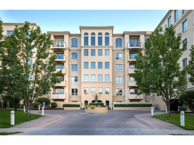 MLS: 5652942 Condo For Sale