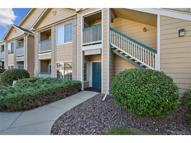 MLS: 5654988 Condo For Sale