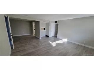 Photo #5: 5658163 Listing