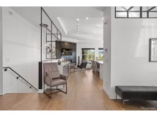 Photo #2: 5659503 Listing