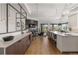 Photo #5: 5659503 Listing