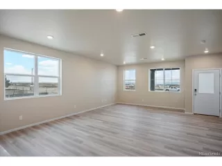 Photo #4: 5659693 Listing