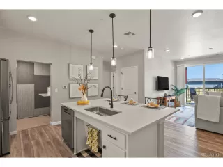 Photo #3: 5661800 Listing