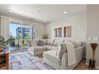 Photo #6: 5661800 Listing