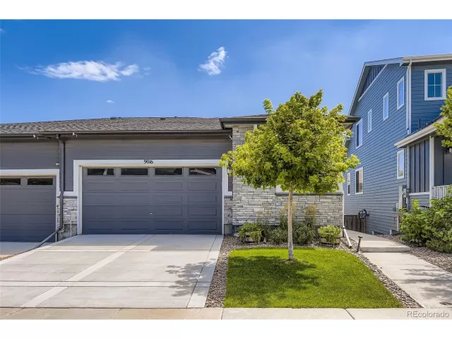 MLS: 5670402 Condo For Sale