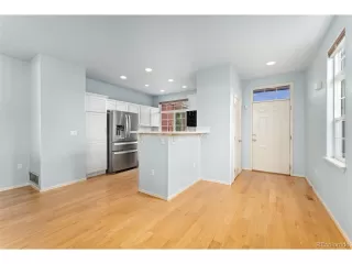 Photo #4: 5670901 Listing