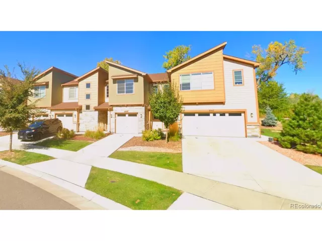 MLS: 5673972 Condo For Sale