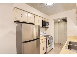 Photo #6: 5674823 Listing