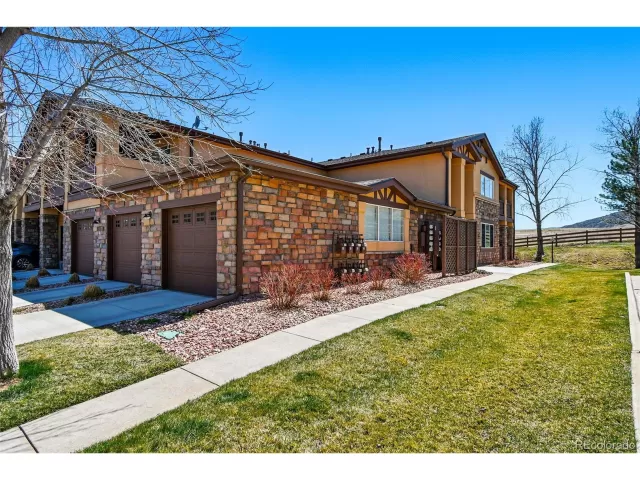 MLS: 5675832 Condo For Sale