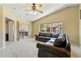 Photo #5: 5675832 Listing