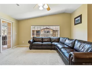 Photo #6: 5675832 Listing