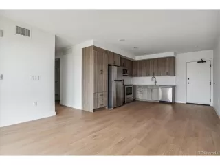 Photo #2: 5676051 Listing 