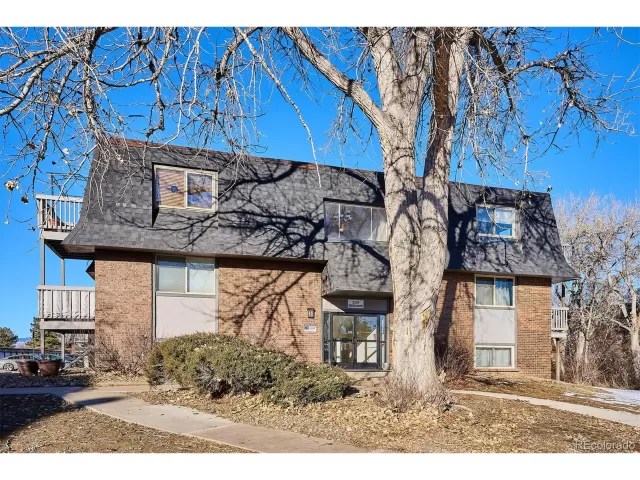 MLS: 5679388 Condo For Sale