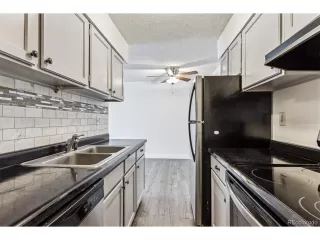 Photo #4: 5679388 Listing