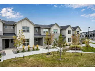 Photo #2: 5681382 Listing