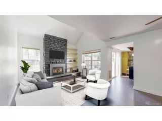 Photo #2: 5683912 Listing