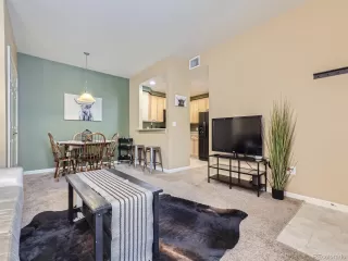 Photo #3: 5684050 Listing 