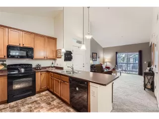 Photo #6: 5685610 Listing