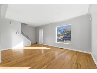 Photo #5: 5685980 Listing 