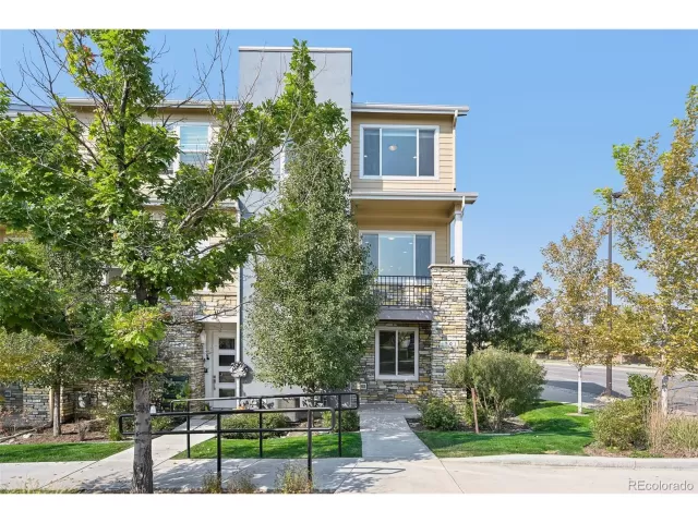 MLS: 5688493 Condo For Sale