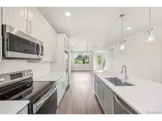 Photo #6: 5688493 Listing
