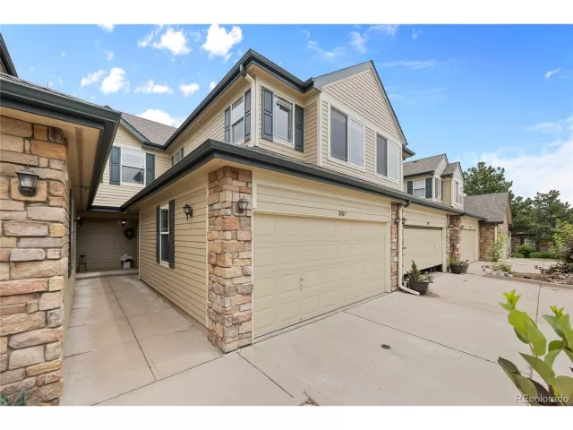 MLS: 5688624 Condo For Sale