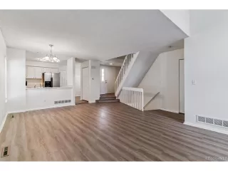 Photo #2: 5689115 Listing 