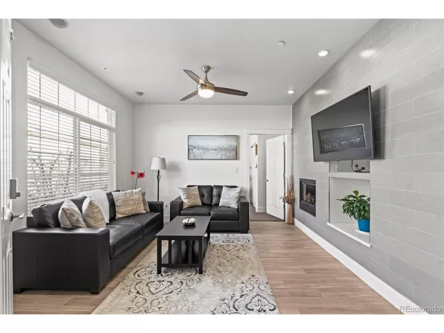 MLS: 5690950 Condo For Sale