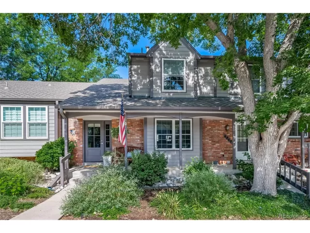 MLS: 5694327 Condo For Sale