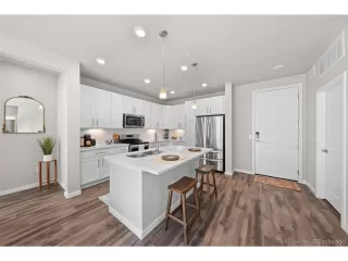 Photo #2: 5695210 Listing 