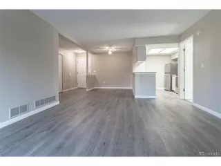 Photo #4: 5699060 Listing