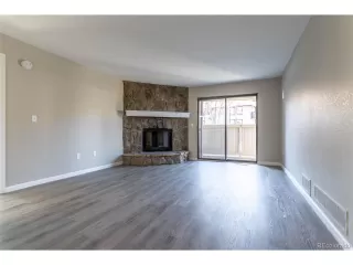 Photo #5: 5699060 Listing