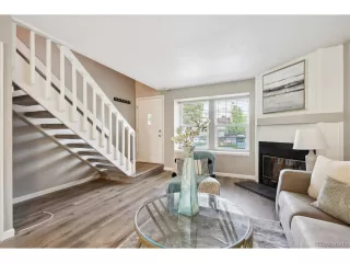 Photo #3: 5700289 Listing