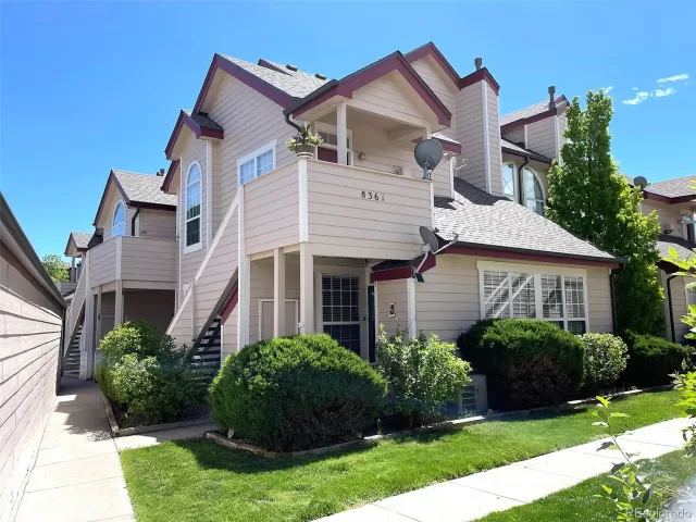 MLS: 5700690 Condo For Sale