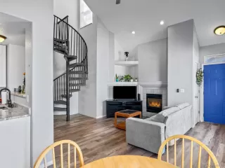 Photo #3: 5700690 Listing