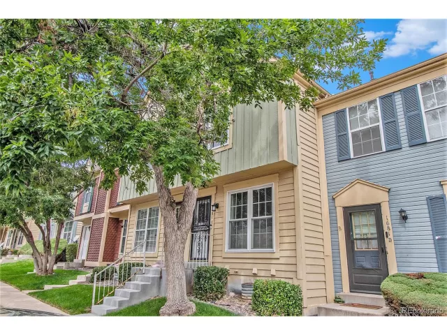 MLS: 5705535 Condo For Sale