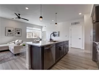 Photo #5: 5705717 Listing 