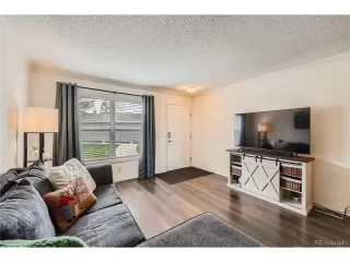 Photo #6: 5706077 Listing