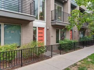 Photo #2: 5706694 Listing