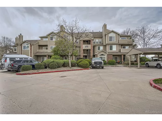 MLS: 5708167 Condo For Sale