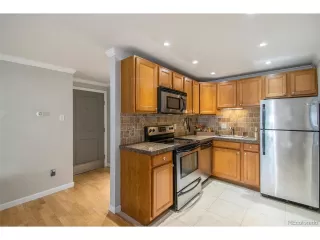 Photo #6: 5709696 Listing