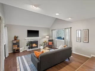 Photo #6: 5710291 Listing 